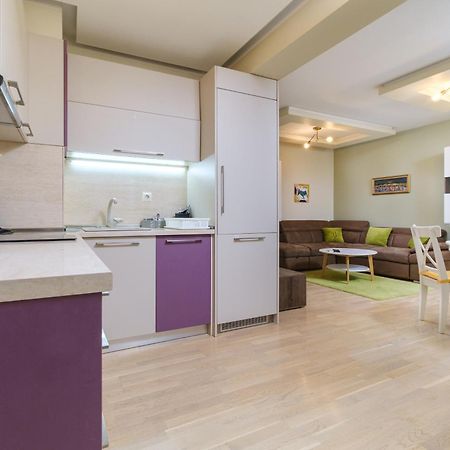 Riverside 2-Bedroom Apartment 플로브디프 외부 사진