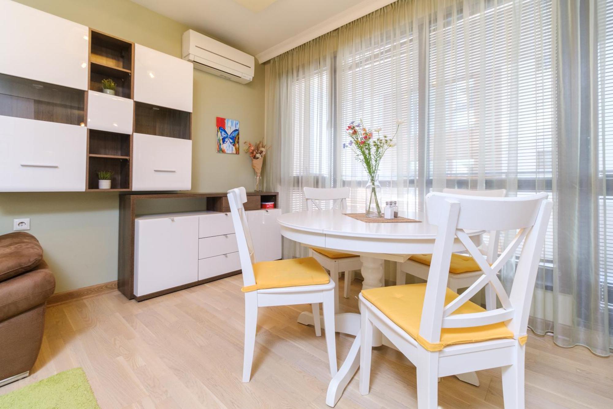 Riverside 2-Bedroom Apartment 플로브디프 외부 사진
